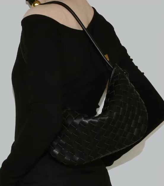 #318 Hobo handbag
